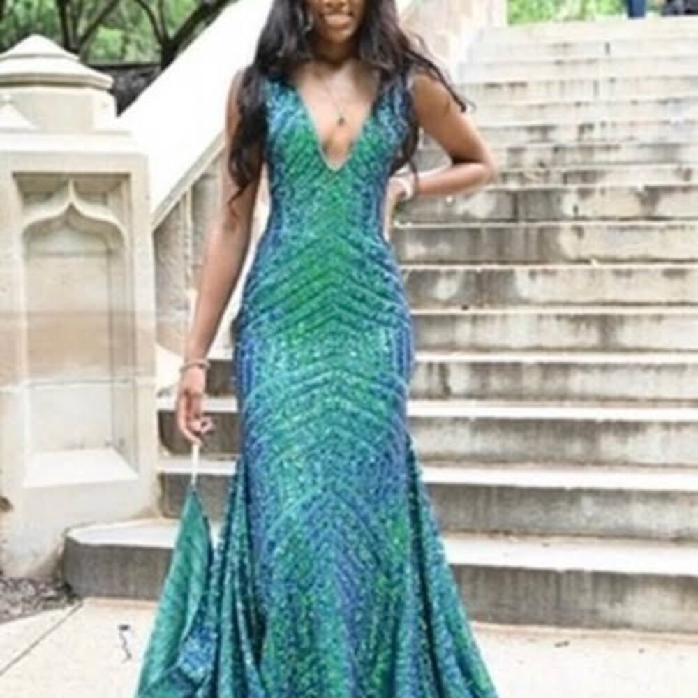 Jovani Emerald Sequin Mermaid Prom Dress Size 00 worn once - Picture 5 of 6